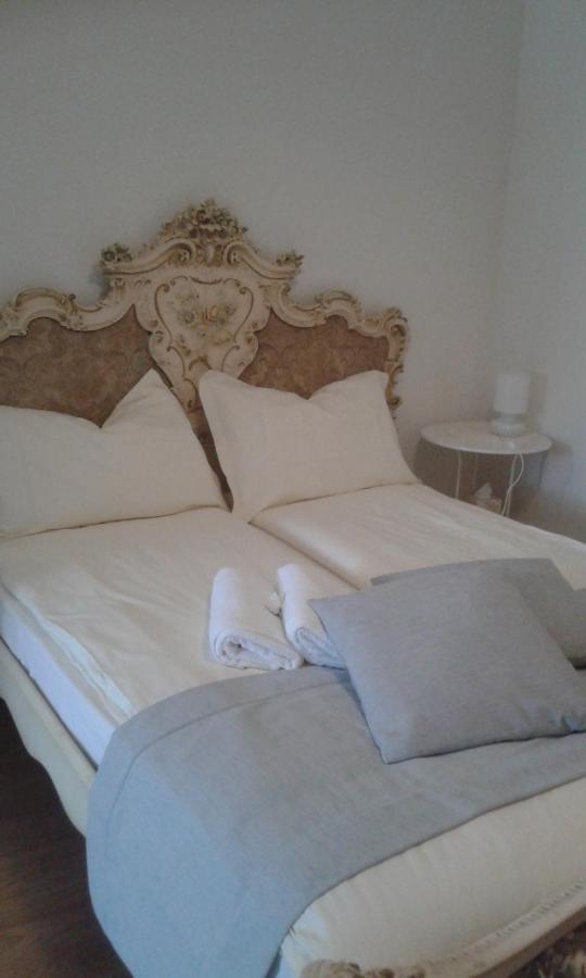 Il Borgo Dei Molini Bed & Breakfast Torreglia Exterior photo